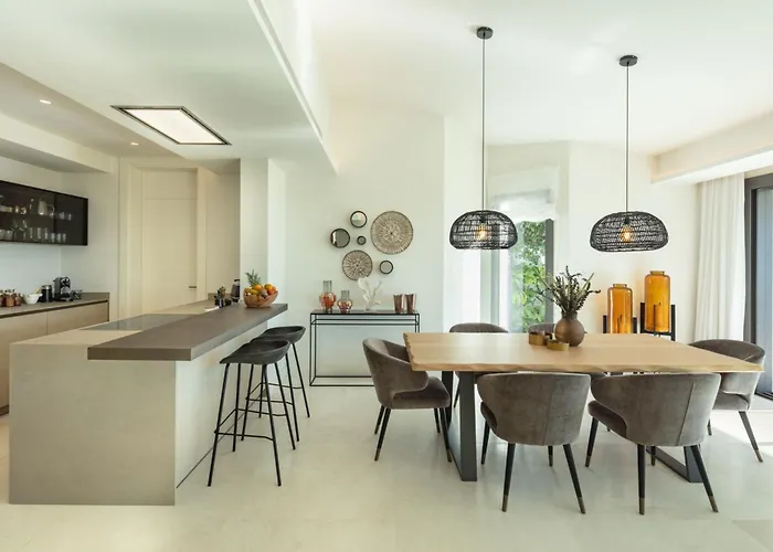 فيلة Absolute High End Near With Jacuzzi! ماربيا