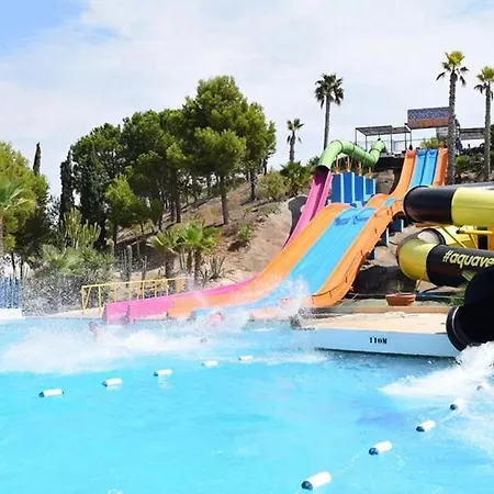 Absolute High End Near With Jacuzzi! Vila