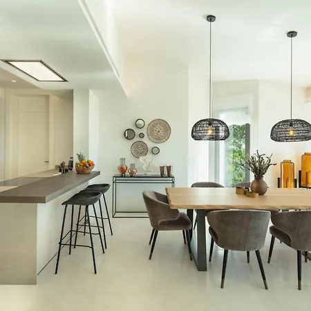 Vila Absolute High End Near With Jacuzzi! Marbella